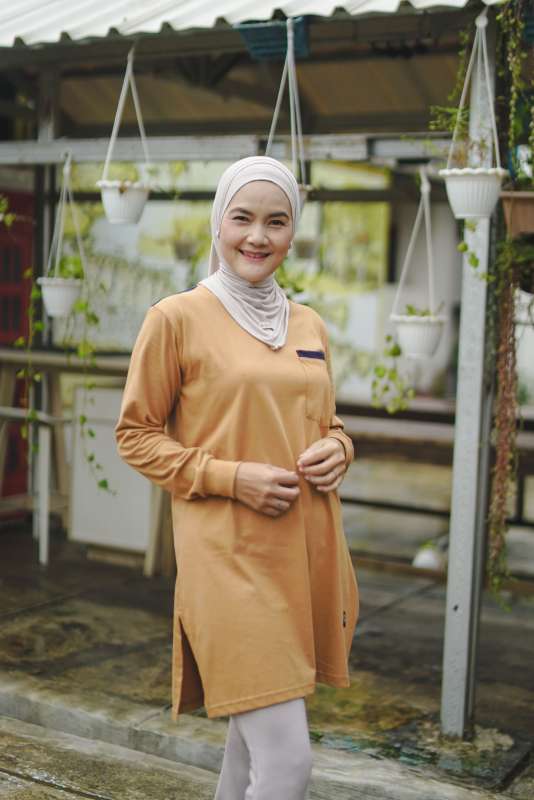 Kaos Tunik Dewasa Premium 100% Katun Cotton Combed 20s Muslim Hijab Wanita Longlseeve Rib Coklat Almond Navy Peweka